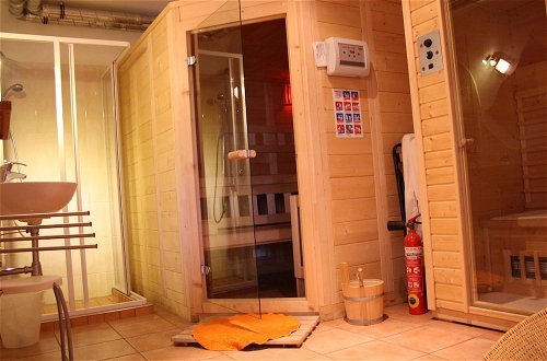 Foto 13 - Wunder Chalet With a Cozy Sauna in Piesendorf