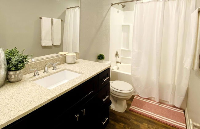 Evie's Campus-close 2 bedroom luxury - Foto 15