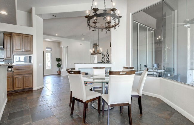 Custom Home! 2+ Acres True Indoor-outdoor Living! - Foto 58