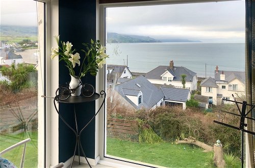 Photo 17 - Stunning Seaview Cottage, With 3 Bedrooms