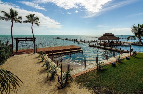 Photo 13 - The Caribbean Resort Royal Palm South