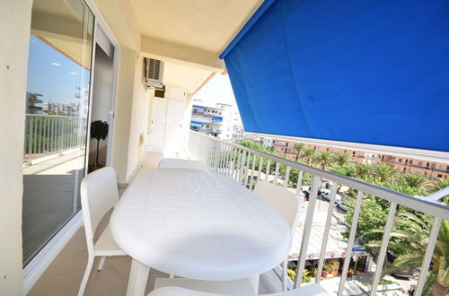 Photo 22 - Apartamento Pineda II Seaviews