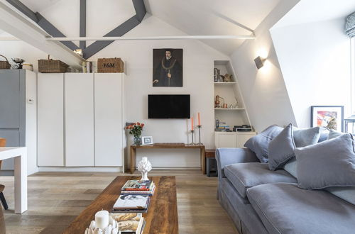 Photo 13 - Stylish 2 bed Battersea Home Located Just Across From the Famous Battersea Park