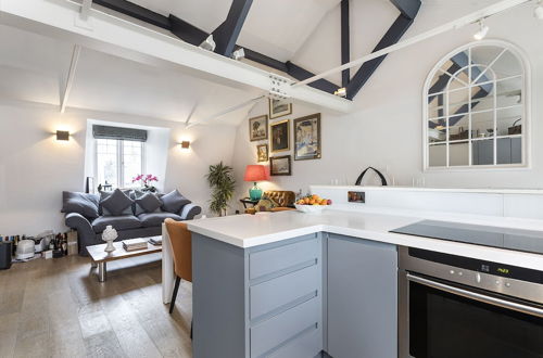 Foto 9 - Stylish 2 bed Battersea Home Located Just Across From the Famous Battersea Park