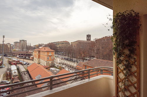 Photo 25 - Borgo Dora Balcony Flat