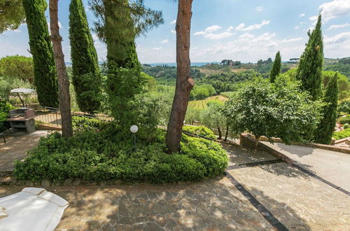 Photo 36 - Holiday Home Near Sienna in the Hills, Swimming Pool and Garden