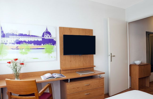 Séjours & Affaires Lyon Saint-Nicolas - Foto 5