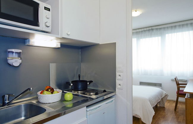 Séjours & Affaires Lyon Saint-Nicolas - Foto 12