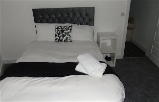 Foto 1 - Captivating 1-bedroom Apartment in Bolton