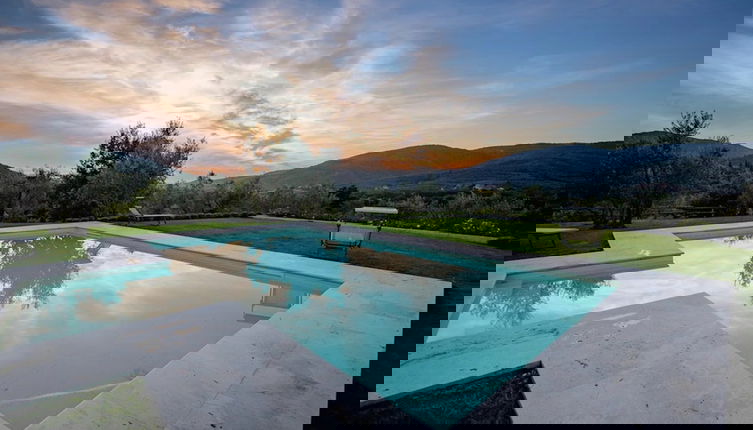 Foto 1 - Holiday Home in Castiglion Fiorentino w/ Pool