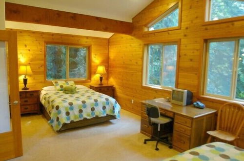 Photo 1 - Mt Baker Lodging Cabin 7 Sleeps 8