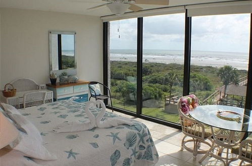 Photo 4 - Direct Oceanfront, Upgraded, 3 BR, Large Balcony - Anastasia 407