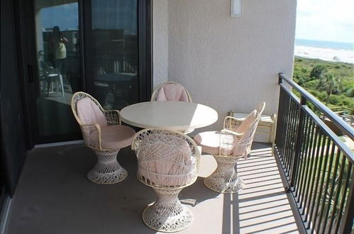 Photo 18 - Direct Oceanfront, Upgraded, 3 BR, Large Balcony - Anastasia 407