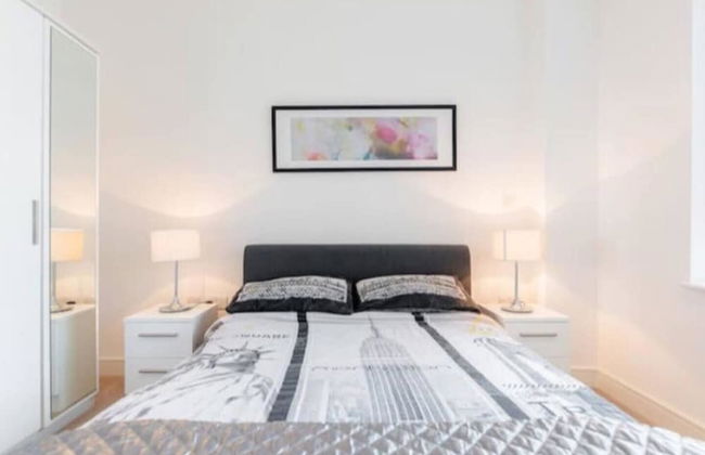 Battersea Reach Luxury Apartments - Foto 2