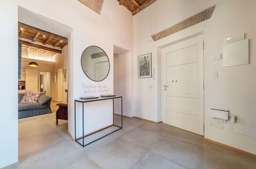 Photo 22 - Luxurious Apartment Heart of Trastevere