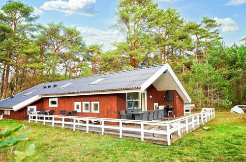 Foto 18 - 8 Person Holiday Home in Nexo