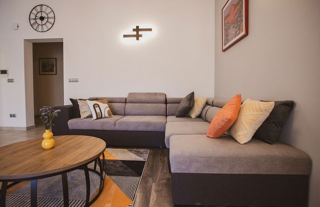 A2 - Luxury apt w Terrace, Gym, Jacuzzi & Sauna - Foto 7