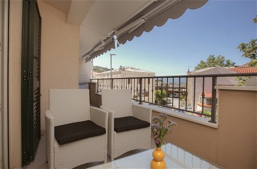 Foto 27 - A2 - Luxury apt w Terrace, Gym, Jacuzzi & Sauna