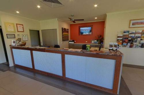 Photo 3 - Freshwater East Kimberley Apartments