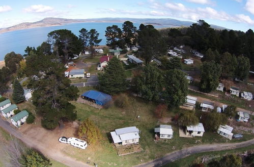 Foto 1 - Rainbow Pines Tourist Caravan Park