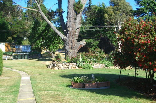 Foto 26 - Rainbow Pines Tourist Caravan Park