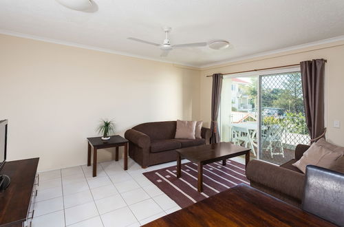 Photo 18 - Burleigh Point Holiday Apartments