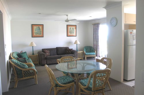 Foto 13 - Burleigh Point Holiday Apartments