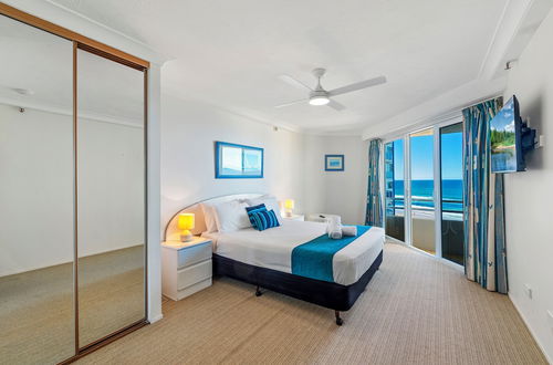 Photo 17 - Zenith Ocean Front Apartments