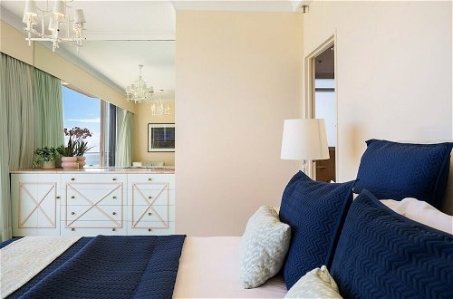 Foto 7 - Zenith Ocean Front Apartments