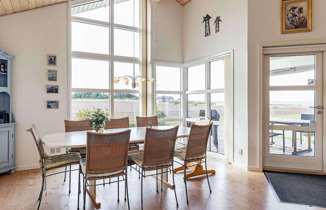 8 Person Holiday Home in Spottrup - Foto 8