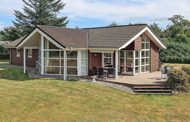 8 Person Holiday Home in Spottrup - Foto 1