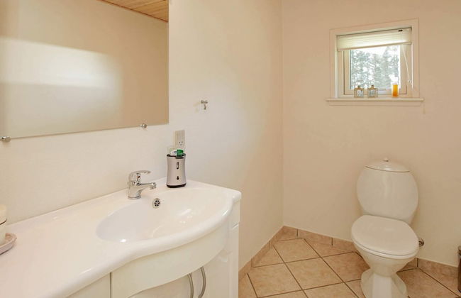 8 Person Holiday Home in Spottrup - Foto 7