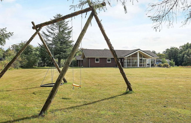 8 Person Holiday Home in Spottrup - Foto 24