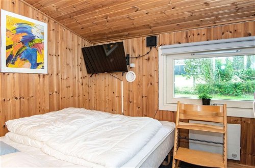 Foto 3 - 8 Person Holiday Home in Glesborg