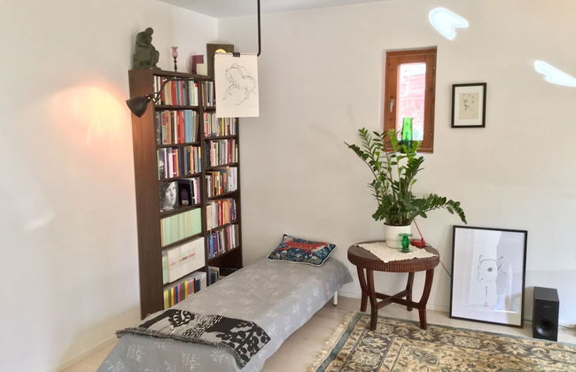 Large artsy apartment in Pasila - Photo 1