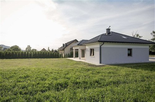 Foto 15 - Spacious Villa in Cisownica With Terrace
