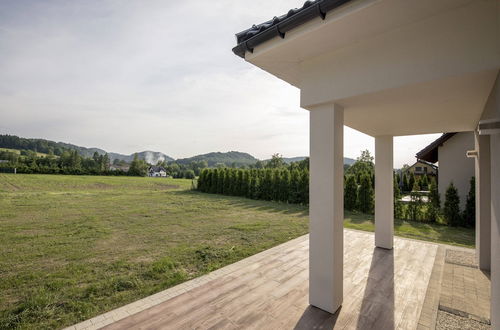 Photo 15 - Spacious Villa in Cisownica With Terrace