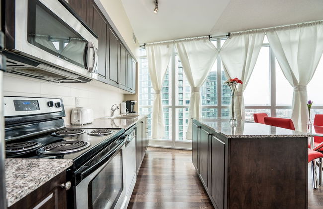 Aaira Suites at Fort York - Foto 17