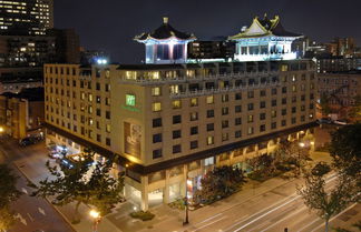 Photo 1 - Holiday Inn Montréal Centre-Ville Downtown, an IHG Hotel