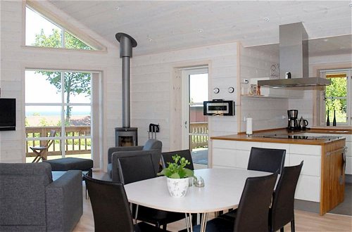 Foto 7 - 6 Person Holiday Home in Allinge