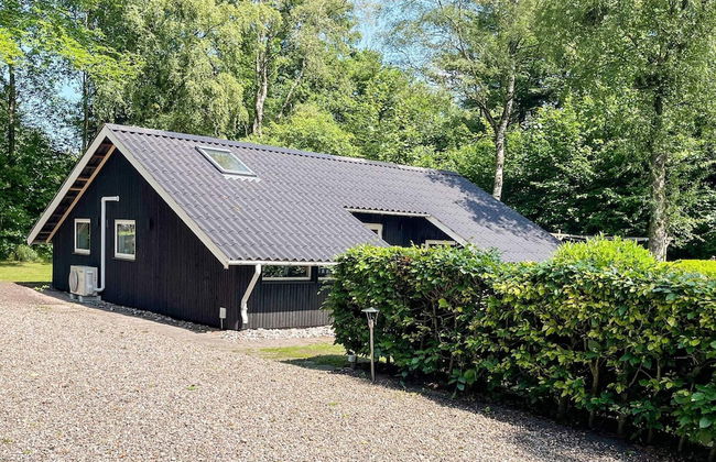Family Cottage With Terrace and Lawn - Foto 35