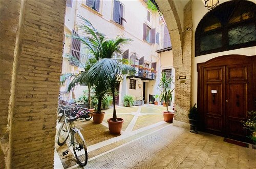 Photo 22 - A Prince in Rome Elegant Navona Terrace Apartment