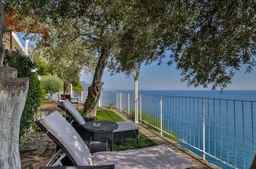 Photo 15 - Luxury Room With sea View in Amalfi ID 3932