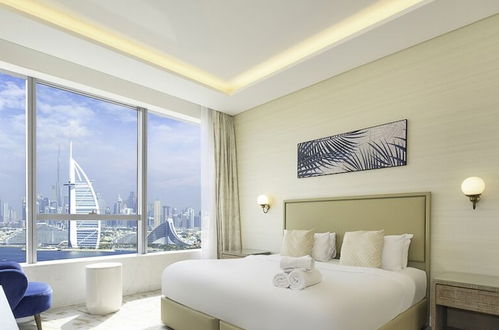 Photo 8 - LUX Iconic Views at The Palm Tower 5