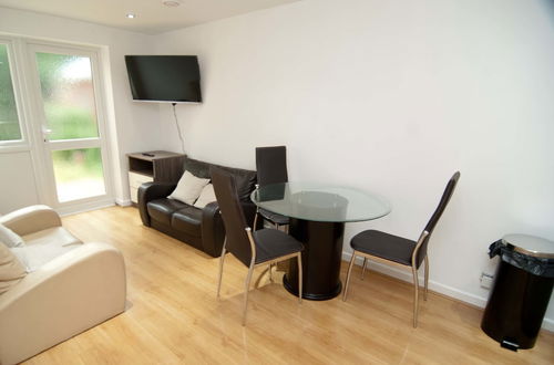 Photo 27 - Southampton Serviced Apartment