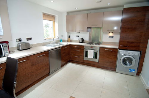 Photo 19 - Southampton Serviced Apartment