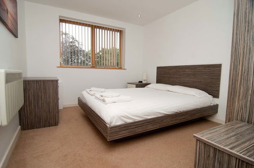 Photo 12 - Southampton Serviced Apartment