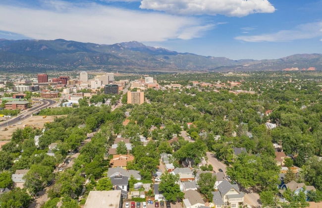 3 Bedroom Downtown with Firepit - Foto 46