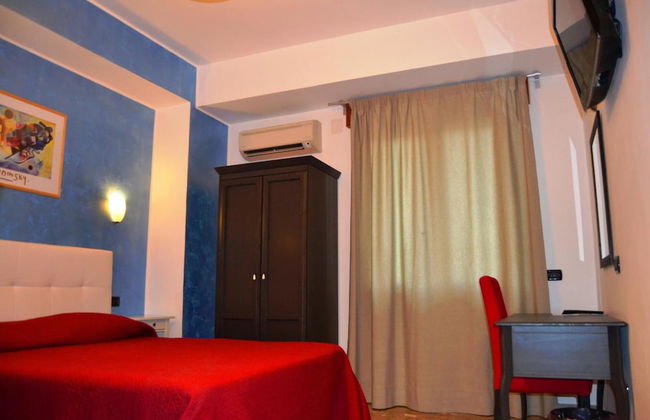 Diana Inn Accomodations - Photo 14