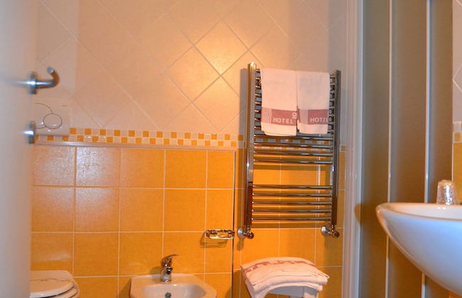 Diana Inn Accomodations - Photo 4